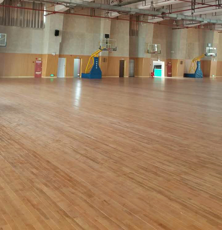 廣州鐵一中學籃球場運動地板